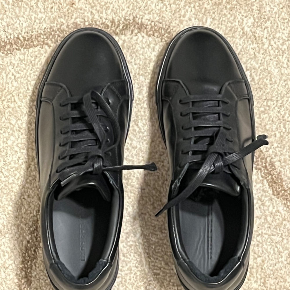 🆕 Italic | Cadence Leather Sneakers - Black | M5 / W7 | New